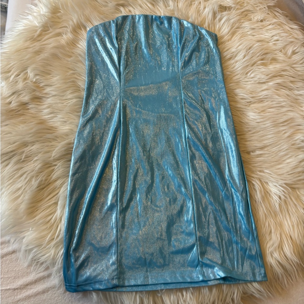 Shimmering Blue Strapless Dress